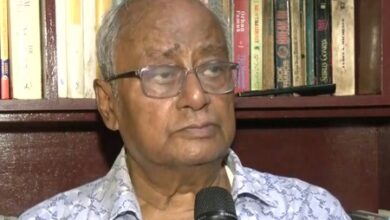 Mamata Banerjee should lead front against BJP, says Trinamool MP Saugata Roy Mamata Banerjee should lead front against BJP, says Trinamool MP Saugata Roy