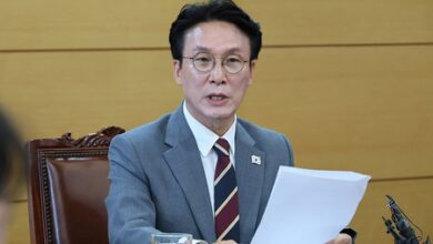 South Korean PM urges speedy, rigorous probe into ballot shortage South Korean PM urges speedy, rigorous probe into ballot shortage
