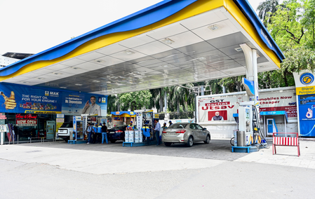India restricts bulk sale of diesel, petrol at retail outlets for 90 days India restricts bulk sale of diesel, petrol at retail outlets for 90 days