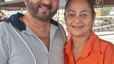 Zarina Wahab relives ‘Chitchor’ days with Master Raju Zarina Wahab relives ‘Chitchor’ days with Master Raju