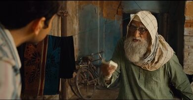 Shoojit Sircar celebrates 6 years of ‘Gulabo-Sitabo’