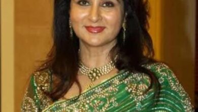 Poonam Dhillon opens up on sacrificing her career for motherhood