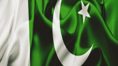 Cracks surface in Pakistan’s government amid failing economy Cracks surface in Pakistan’s government amid failing economy