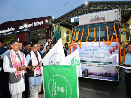 Assam CM flags off export of GI-tagged Tezpur litchis to Singapore, eyes global markets