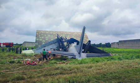 IAF aircraft crash: Squadron leader, Flight Lieutenant among five killed (2nd Ld) IAF aircraft crash: Squadron leader, Flight Lieutenant among five killed (2nd Ld)
