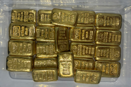 Gold worth Rs 4.26 crore seized from IndiGo aircraft arriving from Dubai at Ahmedabad Airport Gold worth Rs 4.26 crore seized from IndiGo aircraft arriving from Dubai at Ahmedabad Airport