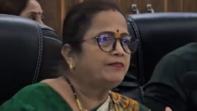 Shiv Sena, Shiv Sena-UBT slam Sejal Pawar on viral video row; advice against disrupting education Shiv Sena, Shiv Sena-UBT slam Sejal Pawar on viral video row; advice against disrupting education