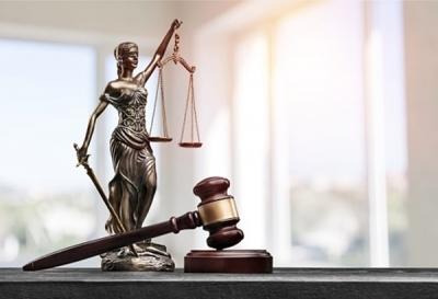 Consumer forum orders skin clinic to refund treatment charges, pay Rs 2 lakh compensation Consumer forum orders skin clinic to refund treatment charges, pay Rs 2 lakh compensation