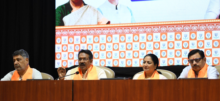 Delhi CM to lead Yamuna bank cleanliness drive tomorrow Delhi CM to lead Yamuna bank cleanliness drive tomorrow