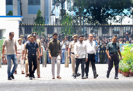 Abhishek Banerjee, Kunal Ghosh questioned together by CID in signature mismatch case (Ld)