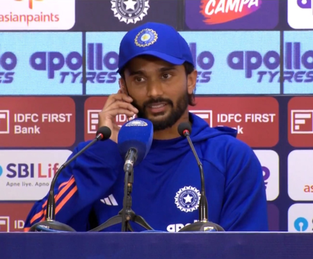 Nitish Reddy pauses post-match presser to answer mother’s call; fans say ‘priorities matter’ Nitish Reddy pauses post-match presser to answer mother’s call; fans say ‘priorities matter’