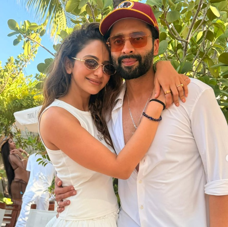 Rakul Preet Singh drops ‘tropic like it’s hot’ post from New York vacation with Jackky Bhagnani Rakul Preet Singh drops ‘tropic like it’s hot’ post from New York vacation with Jackky Bhagnani