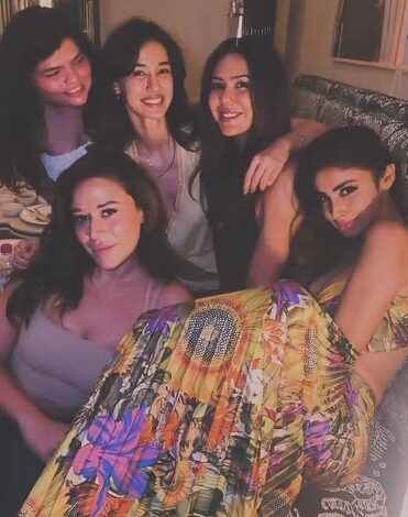 Mouni Roy drops ‘bridesmaids’ post days after announcing separation from husband Suraj Nambiar Mouni Roy drops ‘bridesmaids’ post days after announcing separation from husband Suraj Nambiar