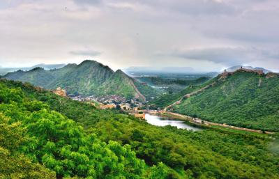 Himachal: Congress govt’s decision to double wildlife parks’ fee sparks political storm Himachal: Congress govt’s decision to double wildlife parks’ fee sparks political storm