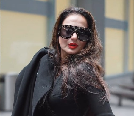 Ameesha Patel furnishes evidence for claims of Gadar: Ek Prem Katha’ registering higher footfall than ‘Dhurandhar’