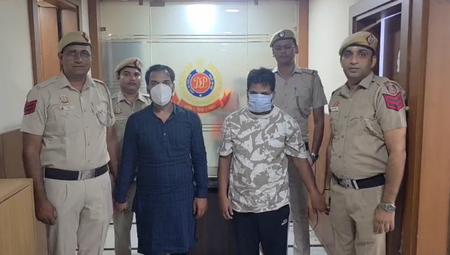 Delhi Cyber Police bust Rs 1.56 crore online investment fraud racket, arrest two Delhi Cyber Police bust Rs 1.56 crore online investment fraud racket, arrest two