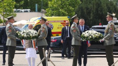 PM Modi, Slovakian counterpart Fico pay tributes at Tomb of Unknown Soldier in Bratislava PM Modi, Slovakian counterpart Fico pay tributes at Tomb of Unknown Soldier in Bratislava