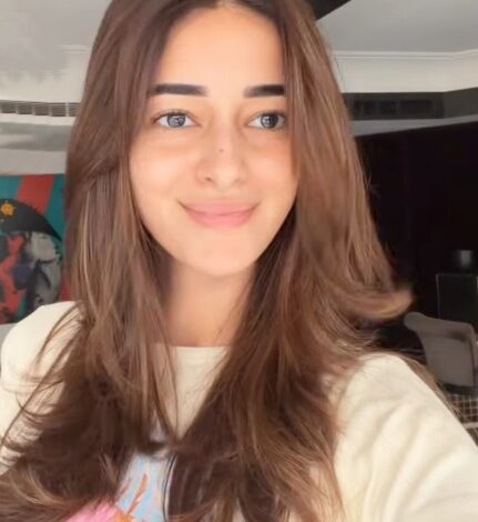 Ananya Panday flaunts her new summer hair Ananya Panday flaunts her new summer hair