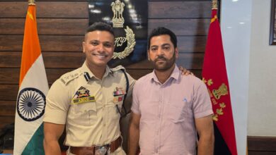 J&K Police constable in Anantnag felicitated for tracing 3 missing minors J&K Police constable in Anantnag felicitated for tracing 3 missing minors
