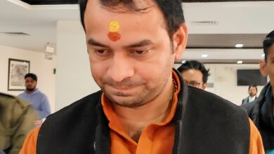 Taking a cue from parents, Tej Pratap Yadav returns Bihar govt’s security Taking a cue from parents, Tej Pratap Yadav returns Bihar govt’s security