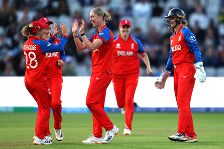 Women’s T20 WC: We will start from zero, says England’s Lauren Bell ahead of Ireland clashv