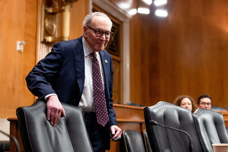 US Democrats push bill to rebuild America’s manufacturing base US Democrats push bill to rebuild America’s manufacturing base