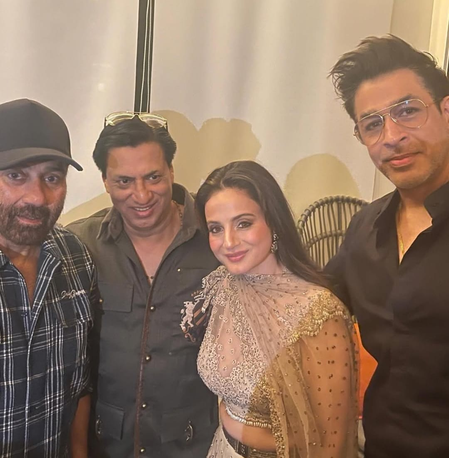 Rajat Bedi posts rare moments from ‘Gadar’ 25-year celebration with Sunny Deol and Ameesha Patel