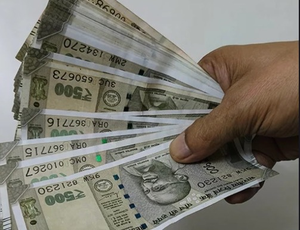 Centre’s disinvestment receipts poised to cross Rs 15,000 crore in the April-June quarter
