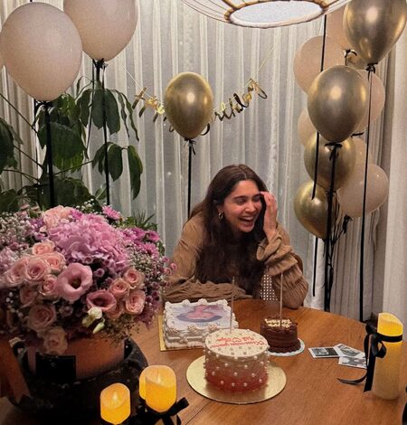 Sharvari’s birthday cake has a hilarious message: No greetings, only gifts Sharvari’s birthday cake has a hilarious message: No greetings, only gifts