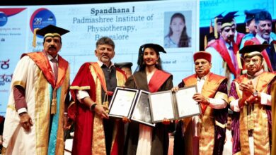 Don’t limit your services to urban centres, Karnataka CM urges new medical graduates