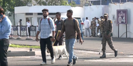 Kolkata Police to induct 6 trained dogs to boost tracking, anti-explosive capabilities Kolkata Police to induct 6 trained dogs to boost tracking, anti-explosive capabilities