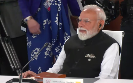 PM Modi attends G7 working session, interacts with world leaders