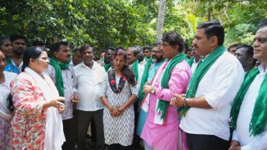 K’taka BJP leaders visit Bidadi villages, back farmers opposing township project K’taka BJP leaders visit Bidadi villages, back farmers opposing township project