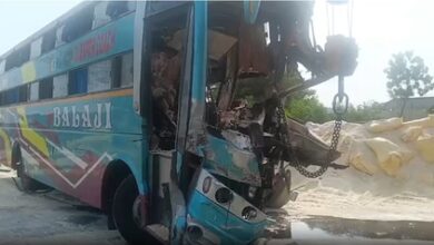 Gujarat bus accident: Death toll reaches seven; Amit Shah expresses grief Gujarat bus accident: Death toll reaches seven; Amit Shah expresses grief