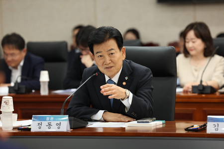 Two Koreas, not external actors, should lead peninsular issues: South Korea’s Unification Minister