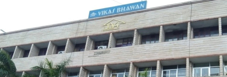 Jammu development authority reclaims encroached land worth Rs 10 crore near railway station Jammu development authority reclaims encroached land worth Rs 10 crore near railway station