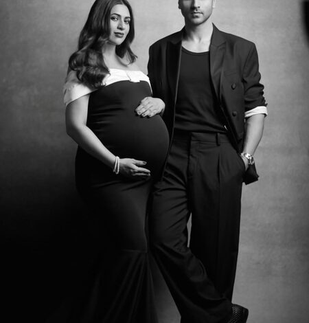 Divyanka Tripathi says ‘we were carrying a whole new world within us’ as she shares pics from maternity photoshoot Divyanka Tripathi says ‘we were carrying a whole new world within us’ as she shares pics from maternity photoshoot
