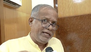 K’taka MLC polls: BJP’s Suresh Kumar urges political parties to end ‘resort culture’
