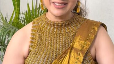 Meenakshi Seshadri opens up about working with Anil Kapoor in ‘Ghar Ho To Aisa’ Meenakshi Seshadri opens up about working with Anil Kapoor in ‘Ghar Ho To Aisa’