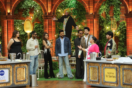 Ajay Devgn, Riteish Deshmukh, Jaaved Jaaferi add ‘Dhamaal’ tadka to ‘Laughter Chefs Unlimited Entertainment’ Ajay Devgn, Riteish Deshmukh, Jaaved Jaaferi add ‘Dhamaal’ tadka to ‘Laughter Chefs Unlimited Entertainment’