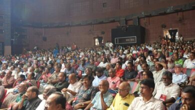 Communists face cadre revolt as Kerala Left comes under the scanner Communists face cadre revolt as Kerala Left comes under the scanner