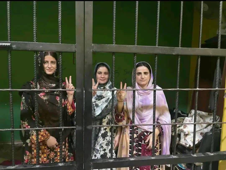Pakistan: BYC leaders continue sit-in protest inside Quetta jail over ‘unfair judicial proceedings’
