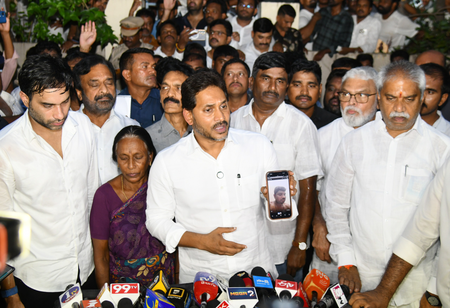 Jagan demands CBI probe into Vijayawada custodial death Jagan demands CBI probe into Vijayawada custodial death