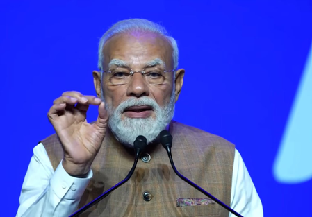 Paris is city of lights and colours: PM Modi to Indian diaspora Paris is city of lights and colours: PM Modi to Indian diaspora