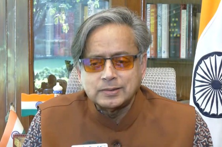 ‘Powerful orator’: Shashi Tharoor heaps praise on PM Modi’s stint in power (IANS Exclusive) ‘Powerful orator’: Shashi Tharoor heaps praise on PM Modi’s stint in power (IANS Exclusive)