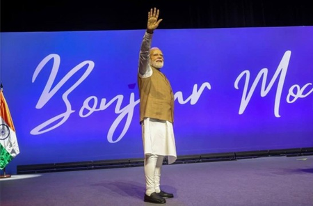 Rahis Bharti and Dhoad ensemble enthrall audience during PM Modi’s visit to France, receive standing ovation Rahis Bharti and Dhoad ensemble enthrall audience during PM Modi’s visit to France, receive standing ovation