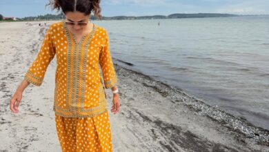 Taapsee Pannu finds solace by the sea: Picking up some thoughts Taapsee Pannu finds solace by the sea: Picking up some thoughts