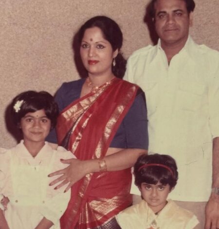 Shamita Shetty shares an unseen childhood picture with sister Shilpa Shetty and parents Shamita Shetty shares an unseen childhood picture with sister Shilpa Shetty and parents