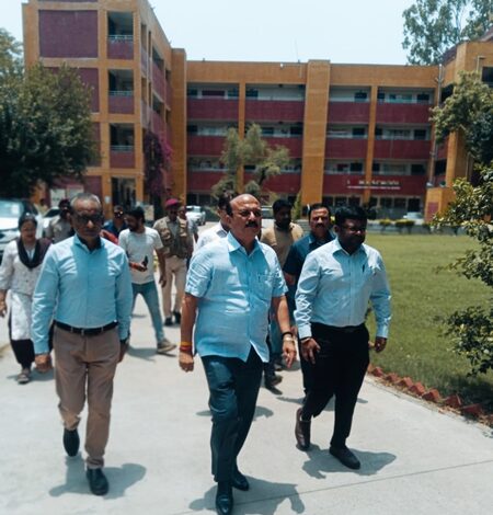 Delhi Education Minister Ashish Sood inspects NEET exam centres Delhi Education Minister Ashish Sood inspects NEET exam centres