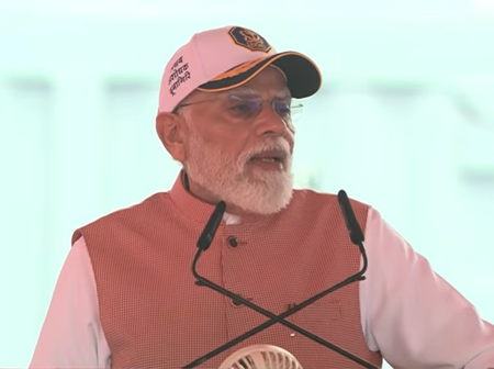 ‘India preparing for self-reliant, Viksit Bharat’: PM Modi at Tri-Commissioning ceremony in Bengal ‘India preparing for self-reliant, Viksit Bharat’: PM Modi at Tri-Commissioning ceremony in Bengal